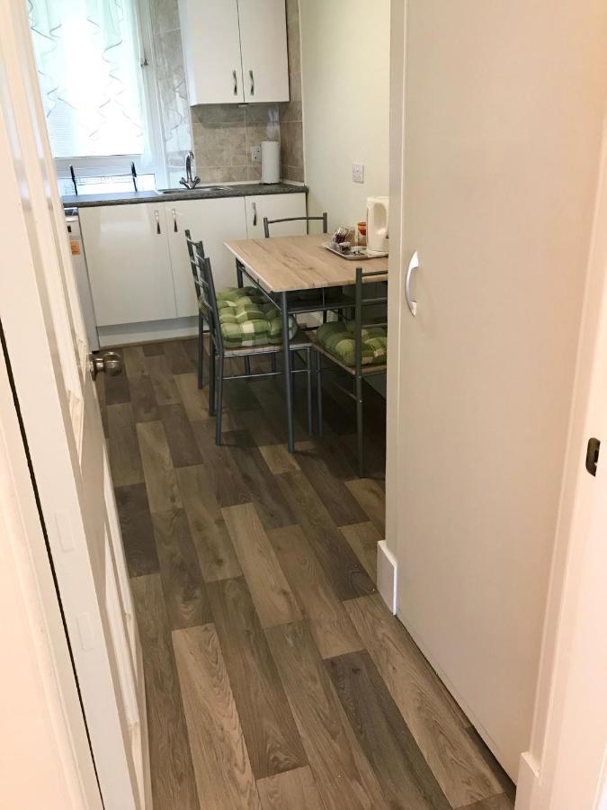 Cozy Central Apartment インヴァネス エクステリア 写真