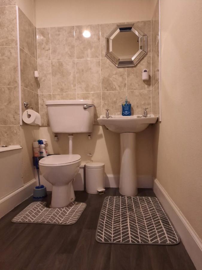 Cozy Central Apartment インヴァネス エクステリア 写真